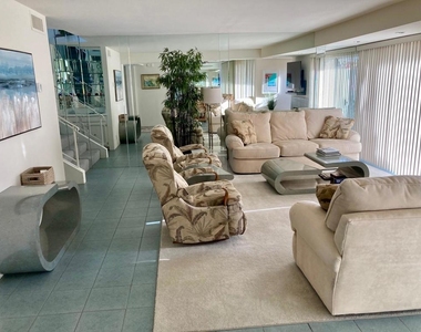 35050 Mission Hills Drive - Photo Thumbnail 14