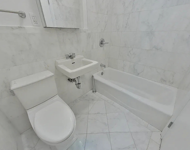 101 Lexington - Photo Thumbnail 4