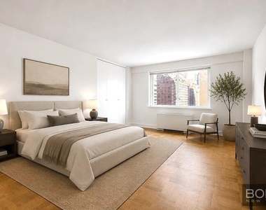 East 71st Street - Photo Thumbnail 2