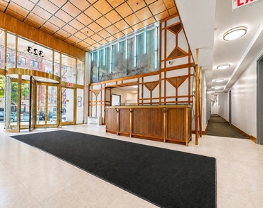 323 West 96th Street - Photo Thumbnail 13