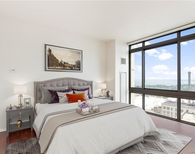 175 Huguenot Street - Photo Thumbnail 6