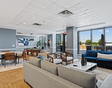 175 Huguenot Street - Photo Thumbnail 19