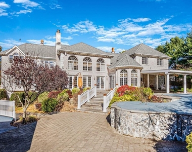 30 Arden Lane - Photo Thumbnail 4