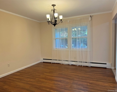 40 Seabrook Lane - Photo Thumbnail 5