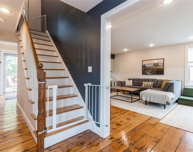 120 Verplanck Avenue - Photo Thumbnail 2