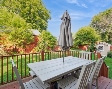 120 Verplanck Avenue - Photo Thumbnail 38