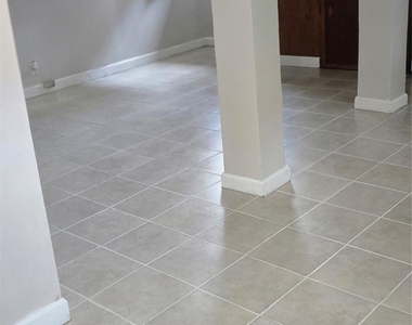 52 Allers Boulevard - Photo Thumbnail 10