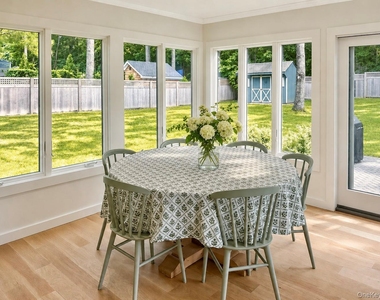 610 Eastwood Drive - Photo Thumbnail 12