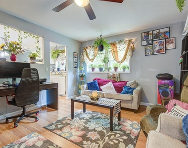 8 Carl Place - Photo Thumbnail 22