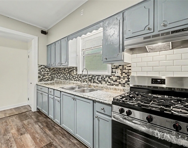 52 Claremont Place - Photo Thumbnail 9