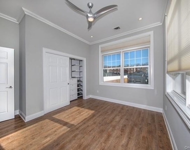 2 Union Place - Photo Thumbnail 5