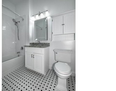 2 Union Place - Photo Thumbnail 3