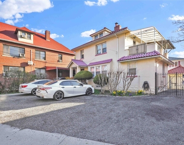 43-45 Parsons Boulevard - Photo Thumbnail 1