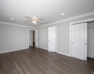 234 River Avenue - Photo Thumbnail 6