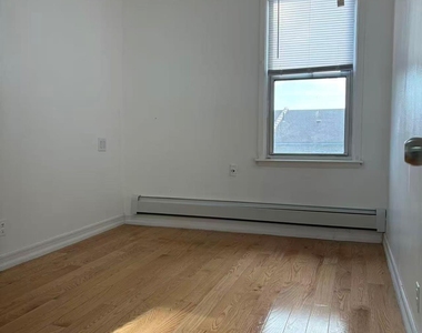 2310 121st Street - Photo Thumbnail 4
