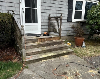 215 Dahlia Drive - Photo Thumbnail 1