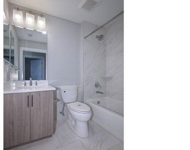 300 Sutton Court - Photo Thumbnail 8