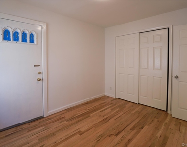 14-33 140th Street - Photo Thumbnail 4