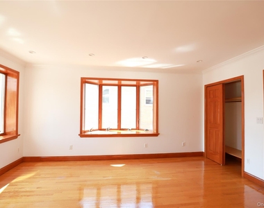69-73 185th Street - Photo Thumbnail 14
