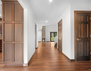 4 Hidden Pines Way - Photo Thumbnail 4