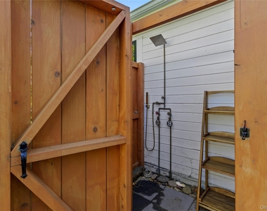 21 Duvall Drive - Photo Thumbnail 3