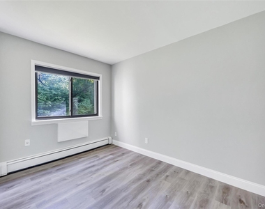 31 Richmond Boulevard - Photo Thumbnail 17