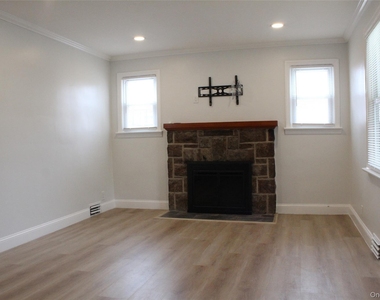 177-24 240th Street - Photo Thumbnail 10