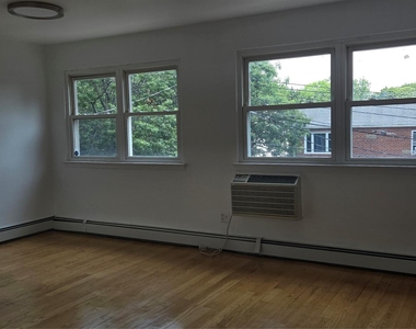 84-50 127th Street - Photo Thumbnail 5