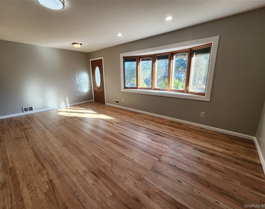 373 Ehrhardt Road - Photo Thumbnail 1