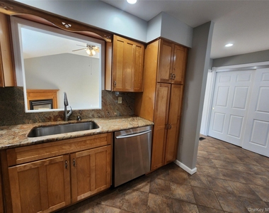 373 Ehrhardt Road - Photo Thumbnail 9