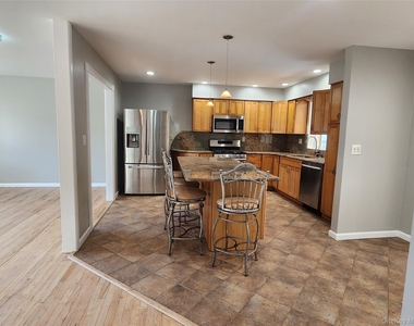 373 Ehrhardt Road - Photo Thumbnail 10