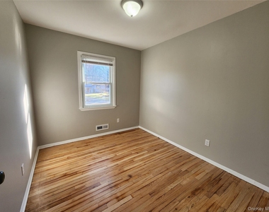 373 Ehrhardt Road - Photo Thumbnail 18