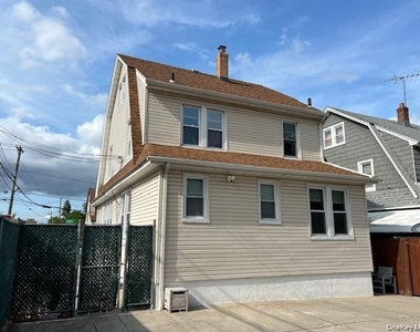 131-02 107th Avenue - Photo Thumbnail 1