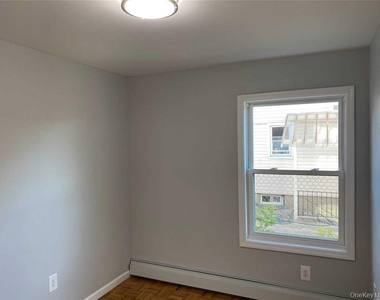 158 Rhodes Avenue - Photo Thumbnail 1