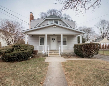 158 Rhodes Avenue - Photo Thumbnail 5