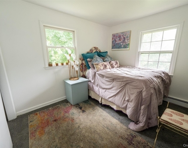 46 Robinson Avenue - Photo Thumbnail 14