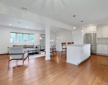8 Duers Court - Photo Thumbnail 6
