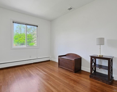 8 Duers Court - Photo Thumbnail 14