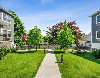108 N Kensico Avenue - Photo Thumbnail 19