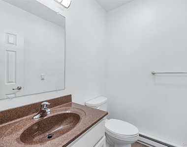 108 N Kensico Avenue - Photo Thumbnail 11