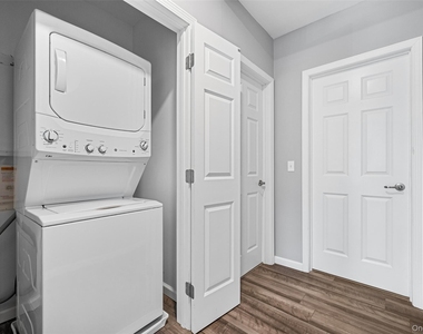 108 N Kensico Avenue - Photo Thumbnail 4