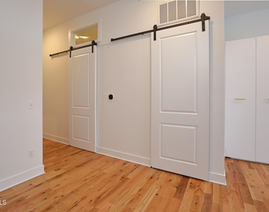 308 Excelsior Avenue - Photo Thumbnail 7