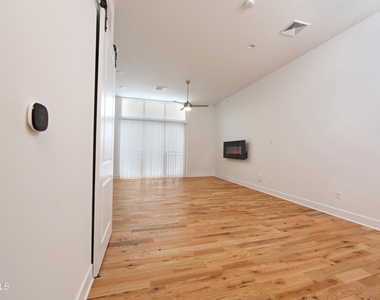 308 Excelsior Avenue - Photo Thumbnail 2