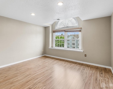 834 Edpas Road - Photo Thumbnail 10
