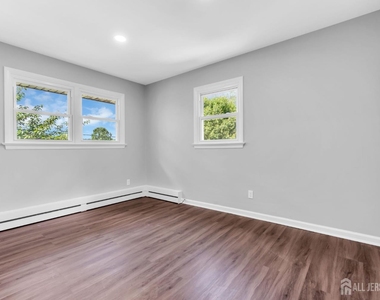 368-370 Voorhees Avenue - Photo Thumbnail 15