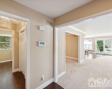 408 Prospect Avenue - Photo Thumbnail 4