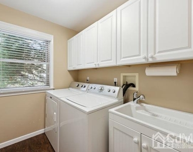 408 Prospect Avenue - Photo Thumbnail 15