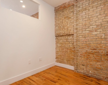 92 Rivington Street - Photo Thumbnail 5