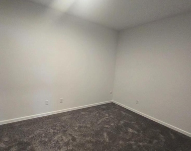 14 Snowdrop Court - Photo Thumbnail 12