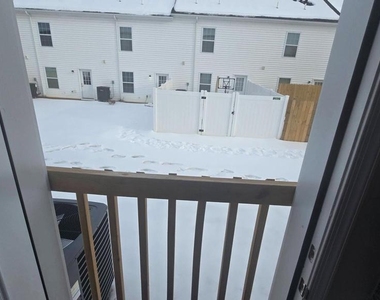14 Snowdrop Court - Photo Thumbnail 7
